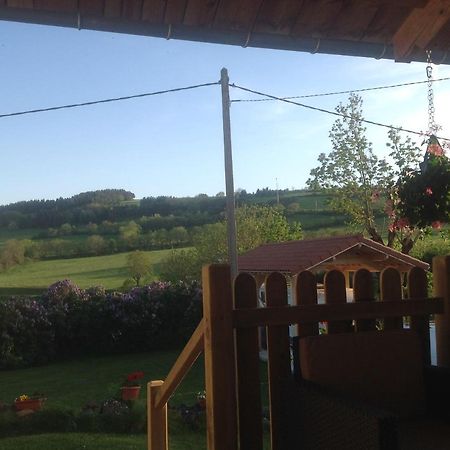 Bed and Breakfast La Freycenette Arlempdes Exterior foto